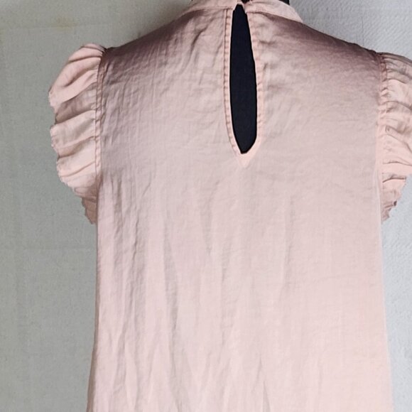 Massimo Blush Pink Ruffle Cap Sleeve Keyhole Front and Back Poly Top Size XS - Picture 14 of 16